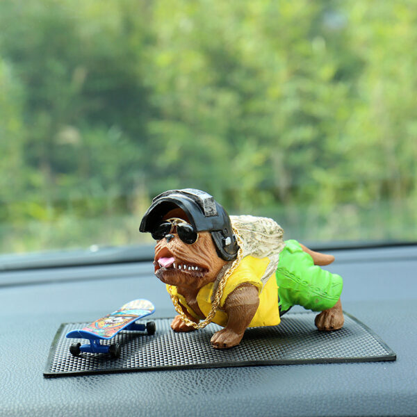 Domin8R Bulldog Car Dashboard Companion - Image 9