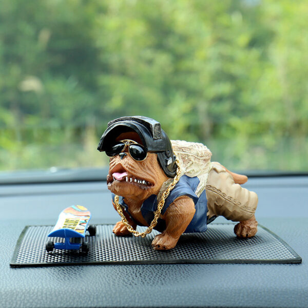 Domin8R Bulldog Car Dashboard Companion - Image 6